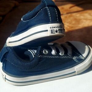 Like New Converse Allstars Baby Size 7 Black Sneakers